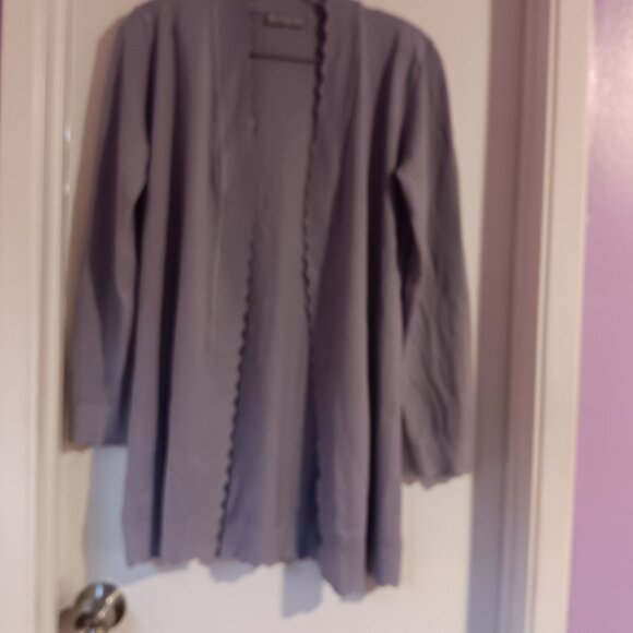 Women's Evolution by Cyrus Lavender Scalloped Detail Open Front Cardigan - Picture 1 of 6